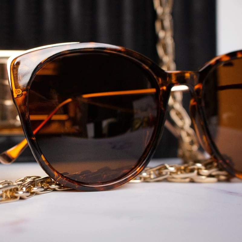 Women injection sunglasses