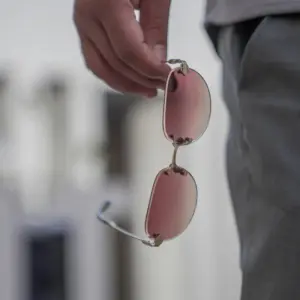 Verifying titanium sunglasses authenticity with density testing — practical checks for eyewear brands